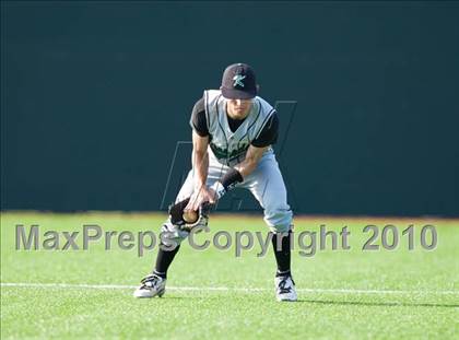 Thumbnail 1 in North Lamar vs. Kennedale (Texas 3A Region II Playoffs) photogallery.