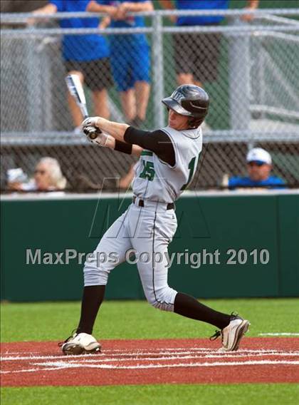 Thumbnail 1 in North Lamar vs. Kennedale (Texas 3A Region II Playoffs) photogallery.