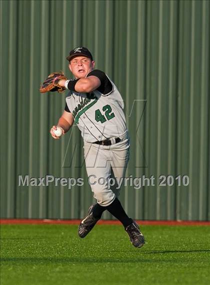 Thumbnail 2 in North Lamar vs. Kennedale (Texas 3A Region II Playoffs) photogallery.