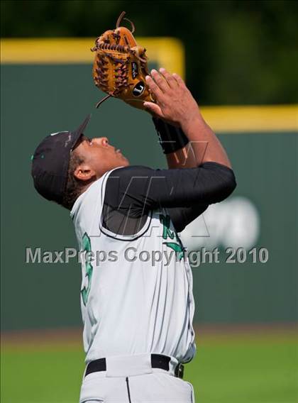 Thumbnail 3 in North Lamar vs. Kennedale (Texas 3A Region II Playoffs) photogallery.