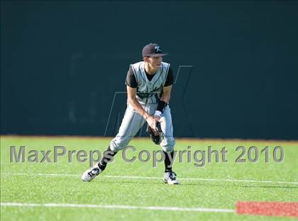 Thumbnail 2 in North Lamar vs. Kennedale (Texas 3A Region II Playoffs) photogallery.