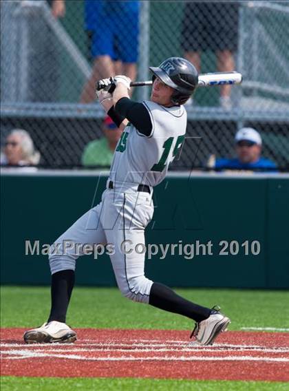 Thumbnail 1 in North Lamar vs. Kennedale (Texas 3A Region II Playoffs) photogallery.