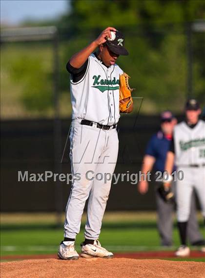 Thumbnail 3 in North Lamar vs. Kennedale (Texas 3A Region II Playoffs) photogallery.