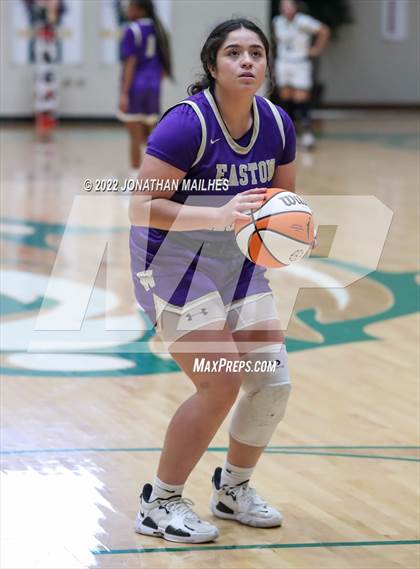 Thumbnail 3 in Ponchatoula vs Warren Easton (MLK Main Event) photogallery.