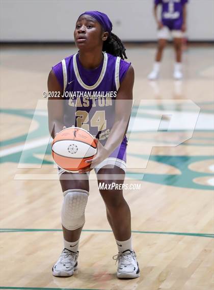 Thumbnail 2 in Ponchatoula vs Warren Easton (MLK Main Event) photogallery.