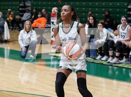 Thumbnail 2 in Ponchatoula vs Warren Easton (MLK Main Event) photogallery.