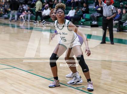 Thumbnail 2 in Ponchatoula vs Warren Easton (MLK Main Event) photogallery.