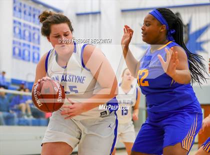 Thumbnail 3 in Sunnyvale @ Van Alstyne photogallery.