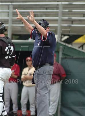 Thumbnail 1 in New Britain @ Xavier (CIAC Class LL 1st Round) photogallery.