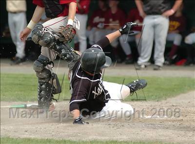 Thumbnail 2 in New Britain @ Xavier (CIAC Class LL 1st Round) photogallery.