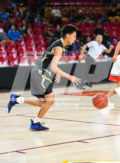 Thumbnail 3 in Chinle vs. San Carlos - Native American Basketball Classic photogallery.