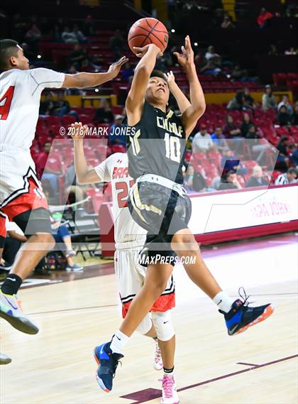 Thumbnail 3 in Chinle vs. San Carlos - Native American Basketball Classic photogallery.