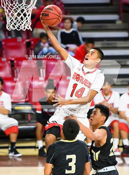 Thumbnail 2 in Chinle vs. San Carlos - Native American Basketball Classic photogallery.