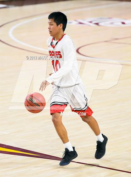 Thumbnail 3 in Chinle vs. San Carlos - Native American Basketball Classic photogallery.