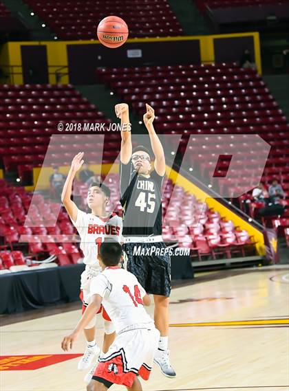 Thumbnail 2 in Chinle vs. San Carlos - Native American Basketball Classic photogallery.