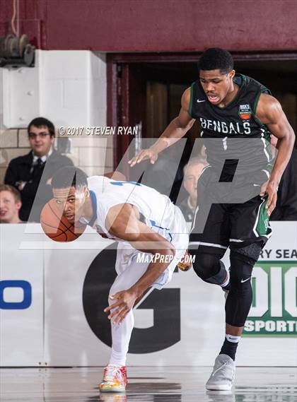 Thumbnail 1 in IMG Academy vs. Greensboro Day (DICK'S National Tournament Quarterfinal) photogallery.
