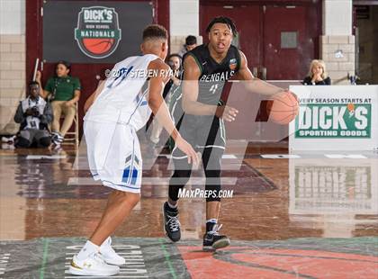 Thumbnail 2 in IMG Academy vs. Greensboro Day (DICK'S National Tournament Quarterfinal) photogallery.