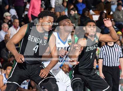 Thumbnail 1 in IMG Academy vs. Greensboro Day (DICK'S National Tournament Quarterfinal) photogallery.