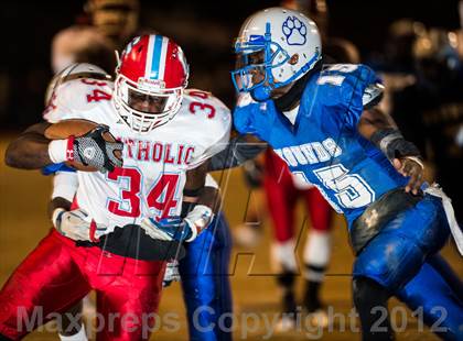 Thumbnail 2 in Charlotte Catholic vs. Statesville (NCHSAA 3AA West Final) photogallery.