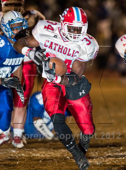 Thumbnail 1 in Charlotte Catholic vs. Statesville (NCHSAA 3AA West Final) photogallery.