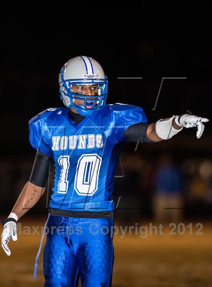 Thumbnail 1 in Charlotte Catholic vs. Statesville (NCHSAA 3AA West Final) photogallery.