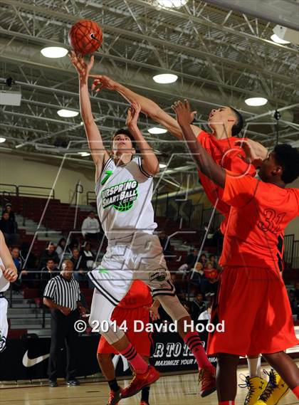 Thumbnail 3 in Urspring (Ulm, Germany) vs. Beverly Hills (MaxPreps Holiday Classic) photogallery.