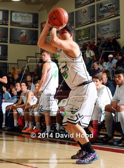 Thumbnail 3 in Urspring (Ulm, Germany) vs. Beverly Hills (MaxPreps Holiday Classic) photogallery.