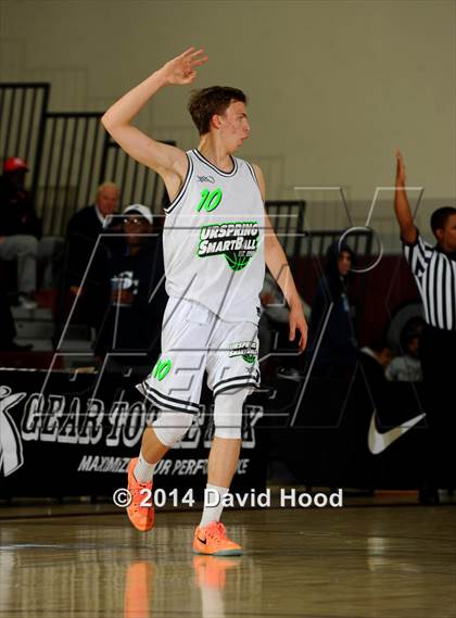 Thumbnail 1 in Urspring (Ulm, Germany) vs. Beverly Hills (MaxPreps Holiday Classic) photogallery.