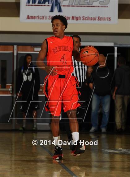 Thumbnail 1 in Urspring (Ulm, Germany) vs. Beverly Hills (MaxPreps Holiday Classic) photogallery.