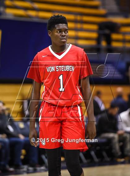 Thumbnail 2 in Skyline vs. Von Steuben (Oakland Legends Classic) photogallery.