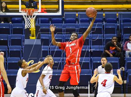 Thumbnail 2 in Skyline vs. Von Steuben (Oakland Legends Classic) photogallery.
