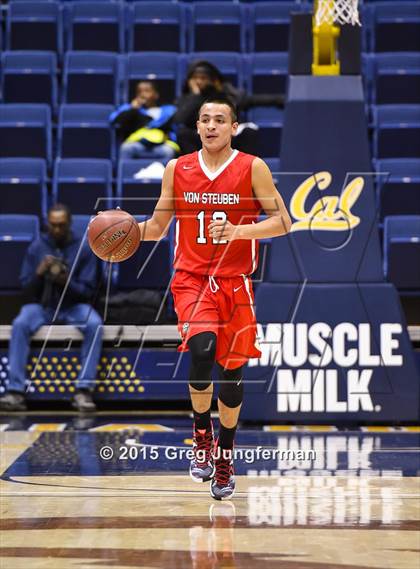 Thumbnail 1 in Skyline vs. Von Steuben (Oakland Legends Classic) photogallery.