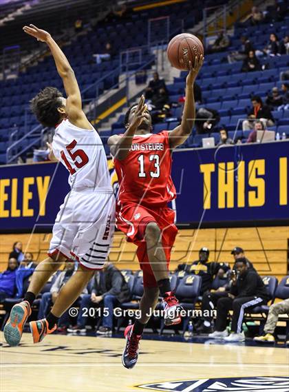 Thumbnail 1 in Skyline vs. Von Steuben (Oakland Legends Classic) photogallery.