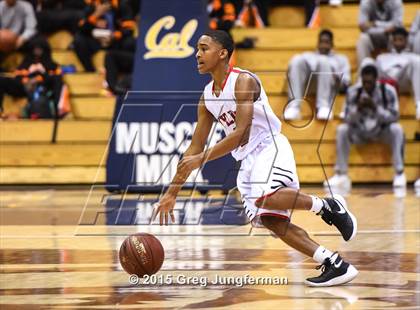 Thumbnail 1 in Skyline vs. Von Steuben (Oakland Legends Classic) photogallery.