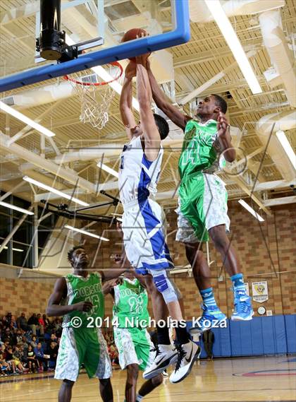 Thumbnail 1 in Windward vs. Dorsey (Jim Nakabara Classic) photogallery.
