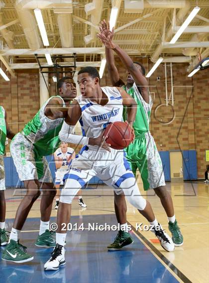 Thumbnail 2 in Windward vs. Dorsey (Jim Nakabara Classic) photogallery.