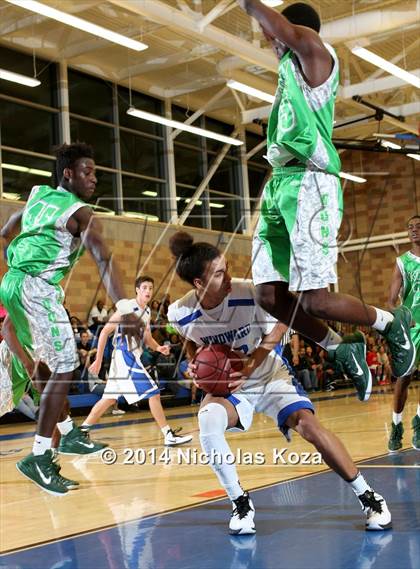 Thumbnail 2 in Windward vs. Dorsey (Jim Nakabara Classic) photogallery.