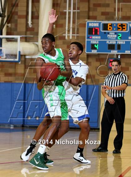 Thumbnail 2 in Windward vs. Dorsey (Jim Nakabara Classic) photogallery.