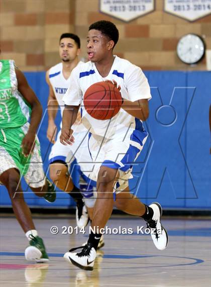Thumbnail 3 in Windward vs. Dorsey (Jim Nakabara Classic) photogallery.