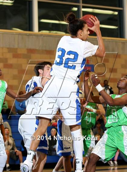 Thumbnail 1 in Windward vs. Dorsey (Jim Nakabara Classic) photogallery.