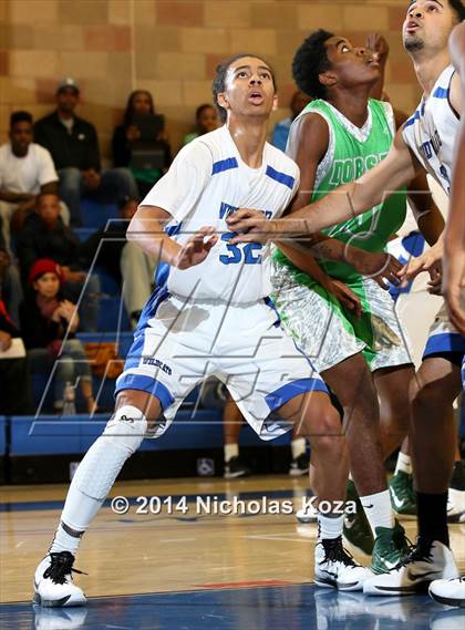 Thumbnail 3 in Windward vs. Dorsey (Jim Nakabara Classic) photogallery.
