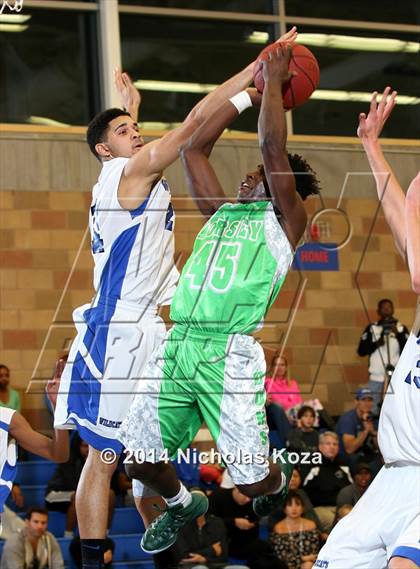 Thumbnail 3 in Windward vs. Dorsey (Jim Nakabara Classic) photogallery.