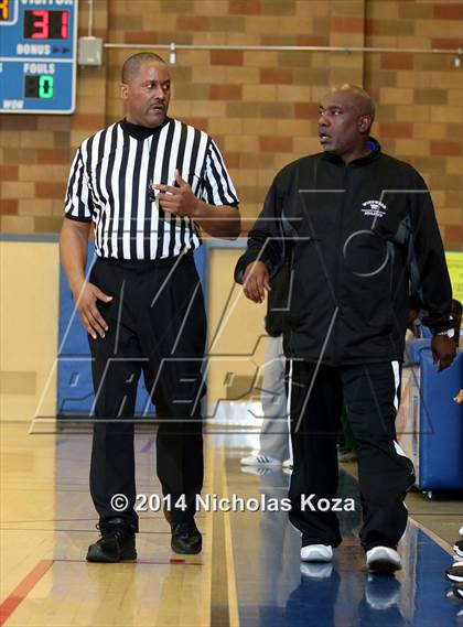 Thumbnail 1 in Windward vs. Dorsey (Jim Nakabara Classic) photogallery.