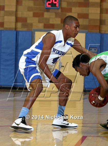Thumbnail 3 in Windward vs. Dorsey (Jim Nakabara Classic) photogallery.