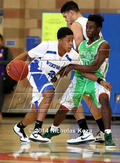 Thumbnail 1 in Windward vs. Dorsey (Jim Nakabara Classic) photogallery.