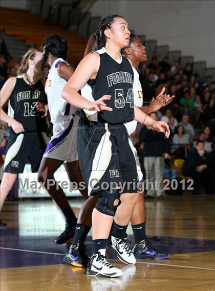 Thumbnail 2 in Lynwood vs. Foothill (CIF D2 SoCal Regional Playoffs) photogallery.