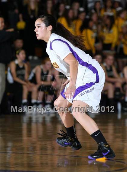 Thumbnail 2 in Lynwood vs. Foothill (CIF D2 SoCal Regional Playoffs) photogallery.