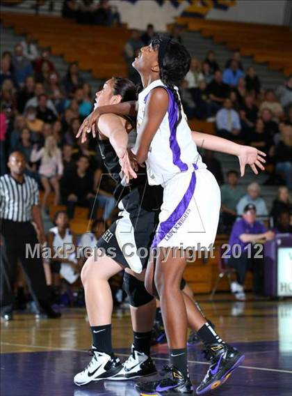 Thumbnail 3 in Lynwood vs. Foothill (CIF D2 SoCal Regional Playoffs) photogallery.