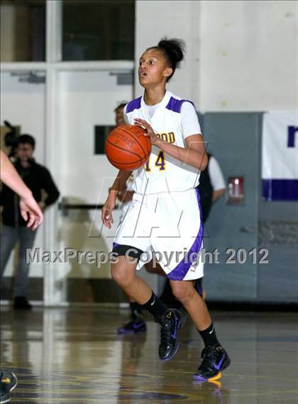 Thumbnail 2 in Lynwood vs. Foothill (CIF D2 SoCal Regional Playoffs) photogallery.