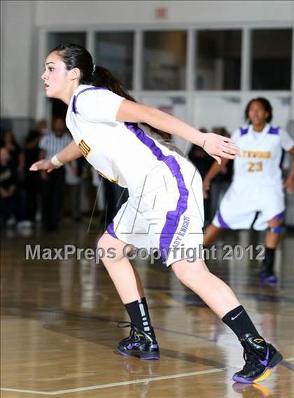 Thumbnail 1 in Lynwood vs. Foothill (CIF D2 SoCal Regional Playoffs) photogallery.